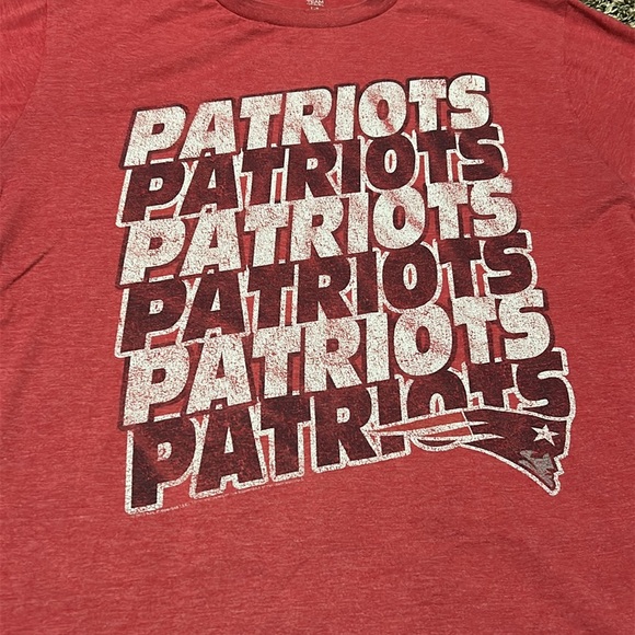 NFL Red Patriots Short Sleeve Tee New England mens size Large - Picture 2 of 6